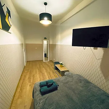 Clicktheflat Wola