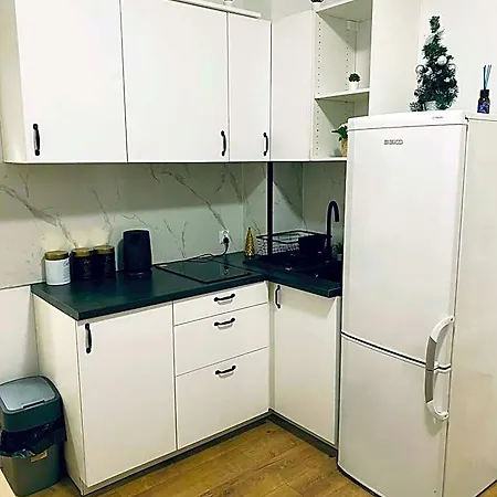 Clicktheflat Wola Hostel